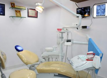 Dr. Bhandari’s Dental Clinic and Implant Centre