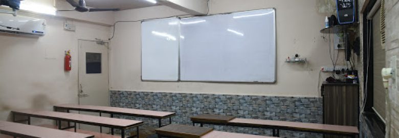 Ranjit Nairs Education Hub | Commerce Classes In Vashi